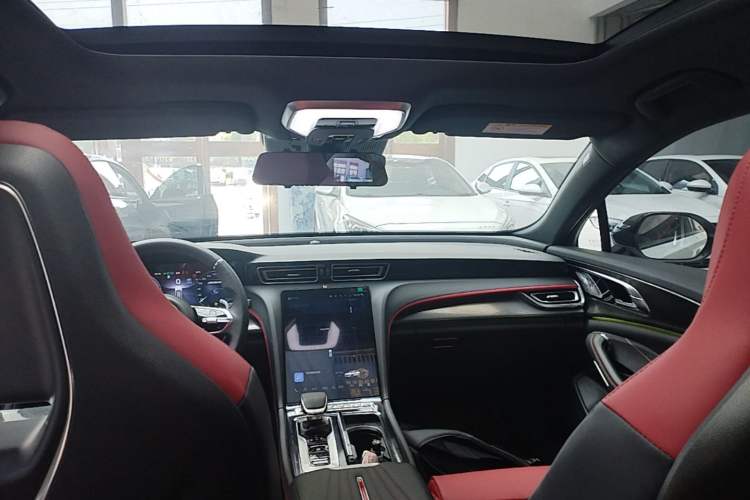 Used Hongqi H6 2024 2.0T ZhiShang Version Headliner