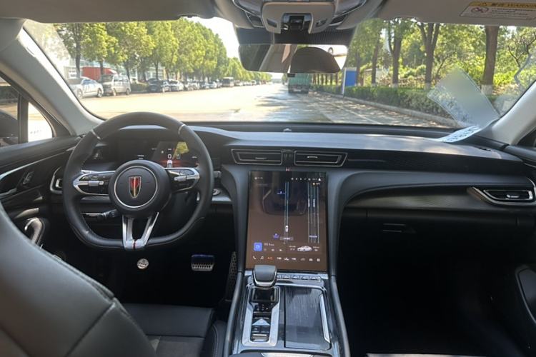 Used Hongqi H6 2024 2.0T ZhiMei Edition Interior 1