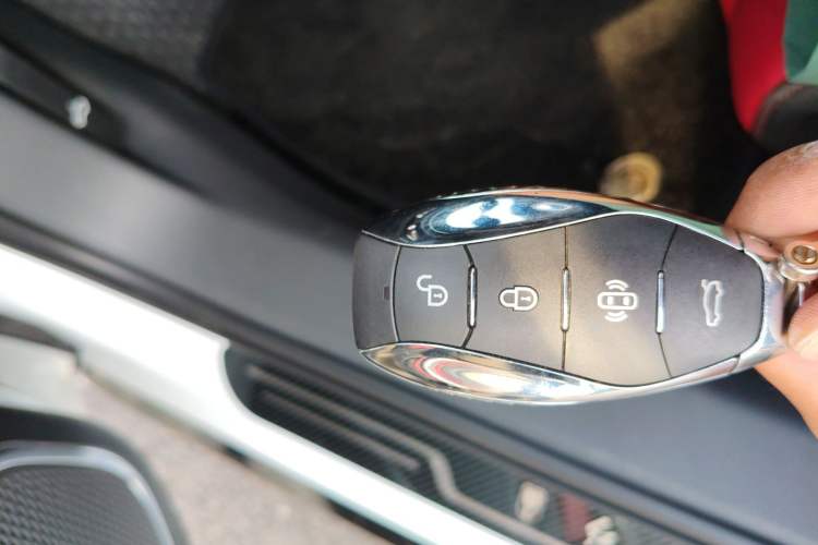 Used Hongqi H6 2024 2.0T ZhiMei Edition Interior 1