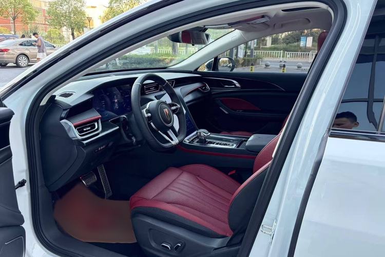 Used Hongqi H6 2024 2.0T ZhiMei Edition Interior 2