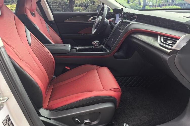 Used Hongqi H6 2024 2.0T ZhiMei Edition Interior 2
