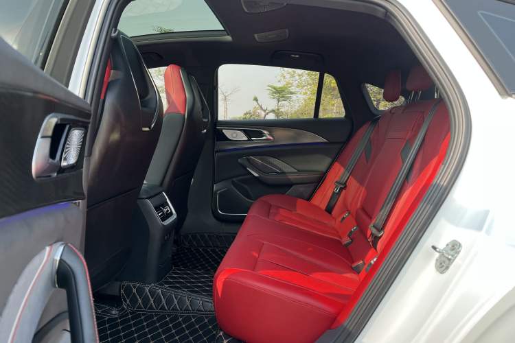 Used Hongqi H6 2024 2.0T ZhiShang Version Interior 4