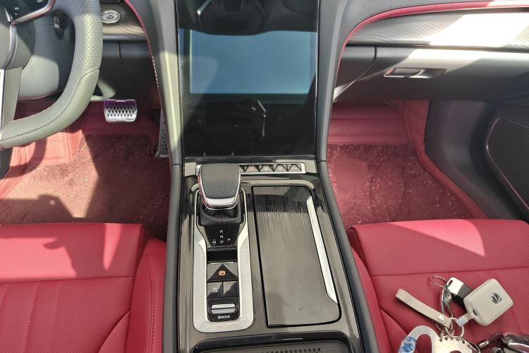 Used Hongqi H6 2024 2.0T ZhiMei Edition Interior 4