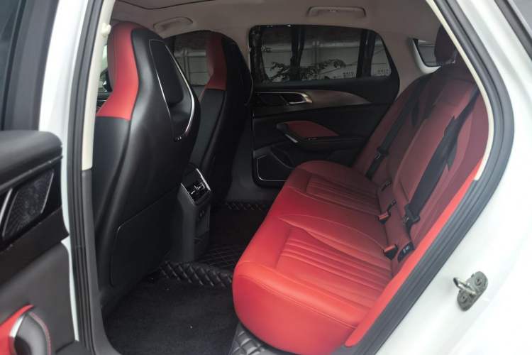 Used Hongqi H6 2024 2.0T ZhiMei Edition Interior 4