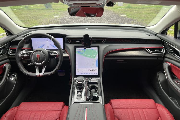 Used Hongqi H6 2024 2.0T ZhiMei Edition Interior 5