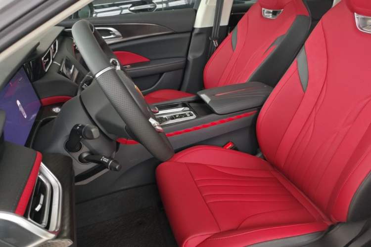 Used Hongqi H6 2024 2.0T ZhiMei Edition Left Front Seat