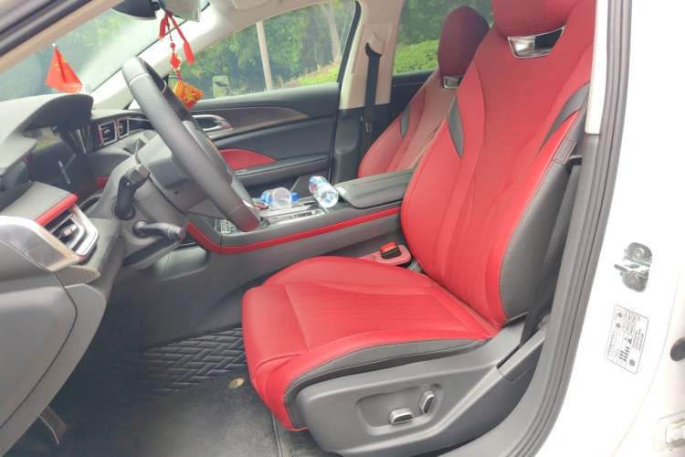 Used Hongqi H6 2024 2.0T ZhiMei Edition Left Front Seat