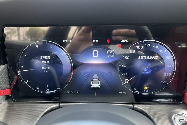 Used Hongqi H6 2024 2.0T ZhiShang Version Odometer Close Up
