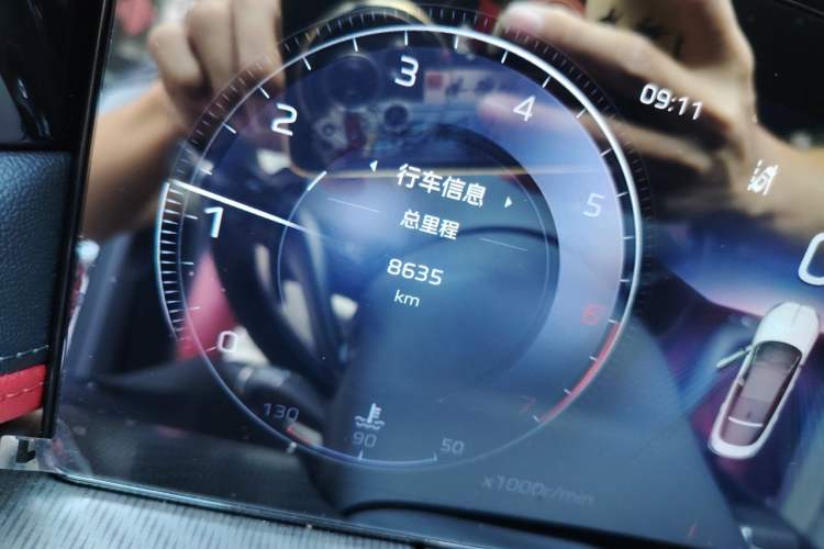 Used Hongqi H6 2024 2.0T ZhiShang Version Odometer Close Up