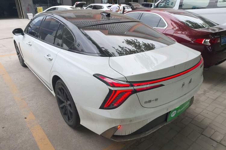Used Hongqi H6 2024 2.0T ZhiShang Version Rear Left 45 Deg