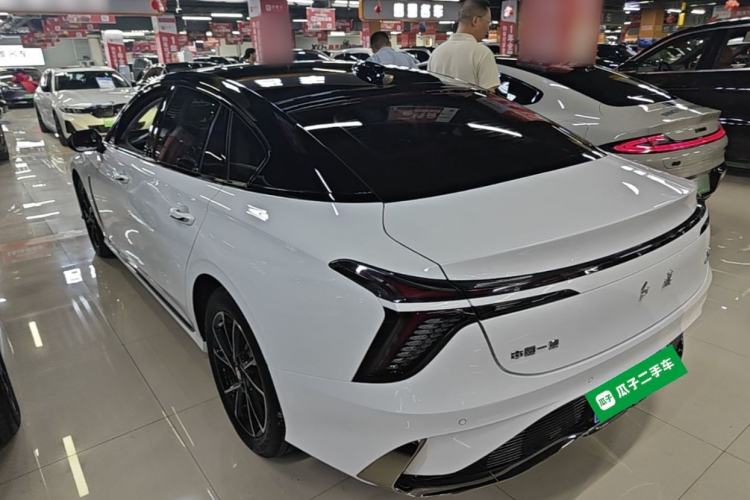Used Hongqi H6 2024 2.0T ZhiMei Edition Rear Left 45 Deg