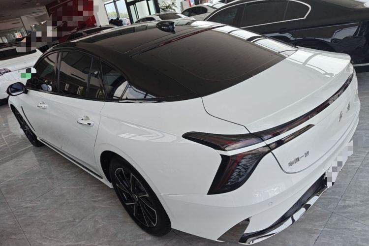 Used Hongqi H6 2024 2.0T ZhiMei Edition Rear Left 45 Deg