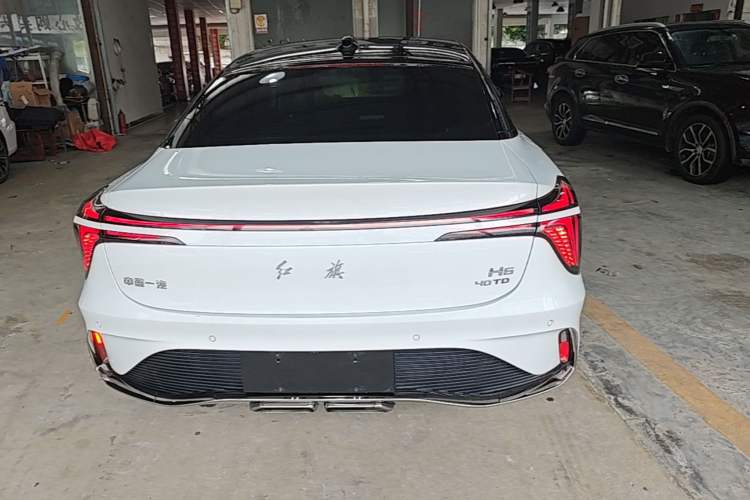 Used Hongqi H6 2024 2.0T ZhiMei Edition Rear