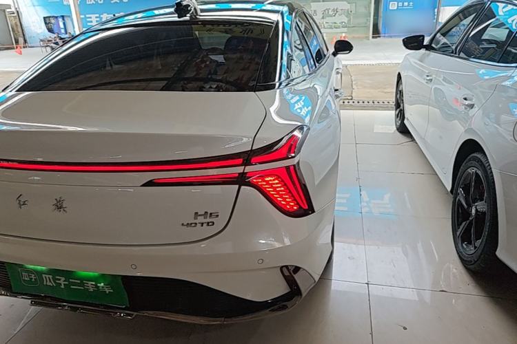 Used Hongqi H6 2024 2.0T ZhiMei Edition Right Rear Taillight