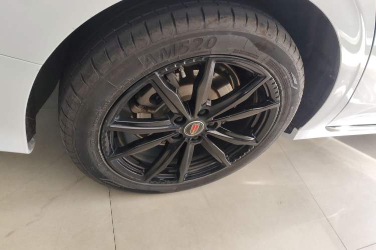 Used Hongqi H6 2024 2.0T ZhiZhen Edition Right Rear Wheel Hub