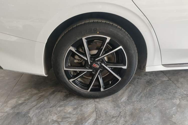Used Hongqi H6 2024 2.0T ZhiMei Edition Right Rear Wheel Hub