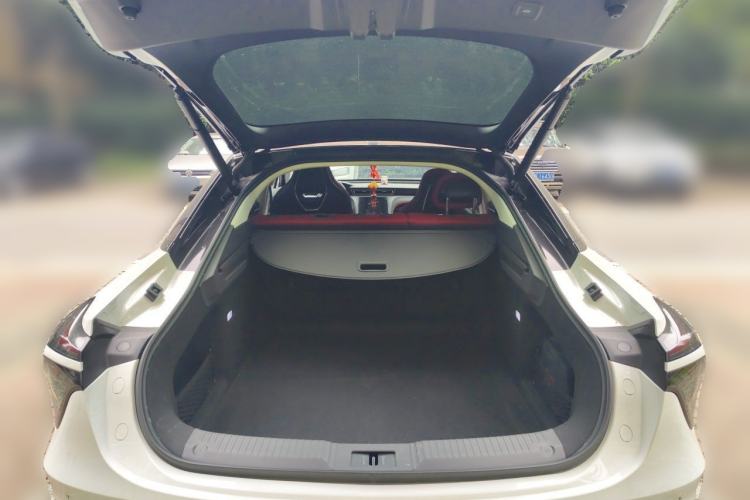 Used Hongqi H6 2024 2.0T ZhiMei Edition Trunk