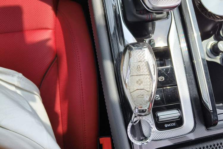 Used Hongqi H6 2024 2.0T ZhiShang Version Vehicle Key