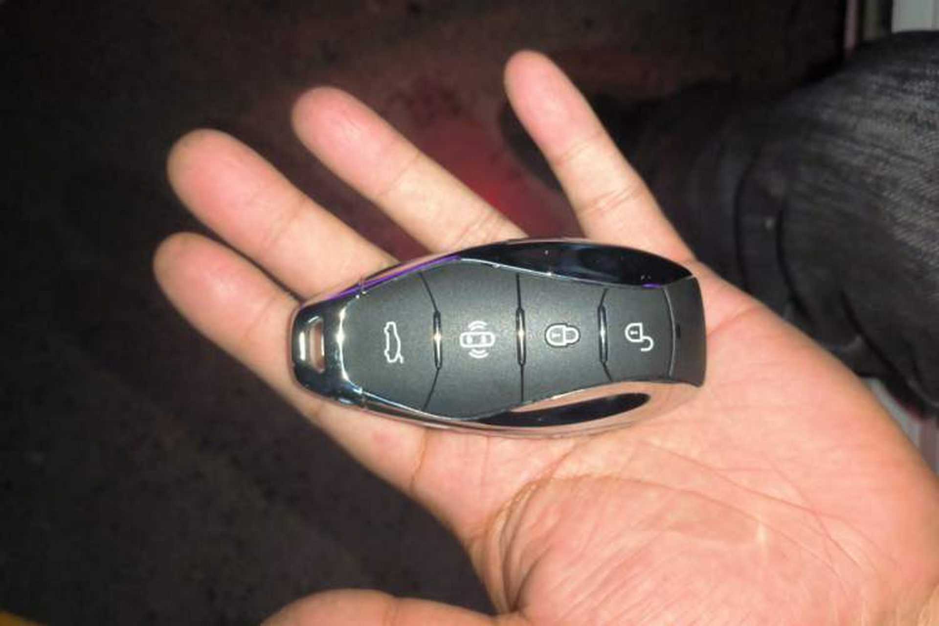Used Hongqi H6 2024 2.0T ZhiShang Version Vehicle Key