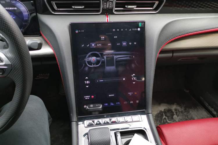 Used Hongqi H6 2025 2.0T ZhiShang Version Audio And AC Panel