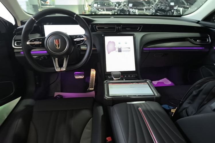Used Hongqi H6 2025 2.0T Zhiyuan Edition Center Console