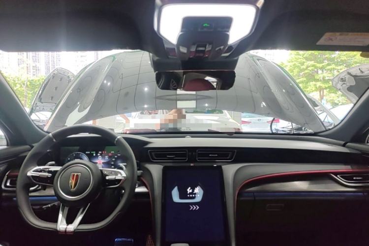 Used Hongqi H6 2025 2.0T ZhiShang Version Center Console