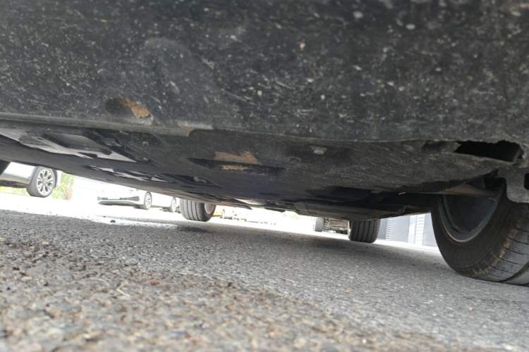 Used Hongqi H6 2025 2.0T ZhiShang Version Chassis Front Left