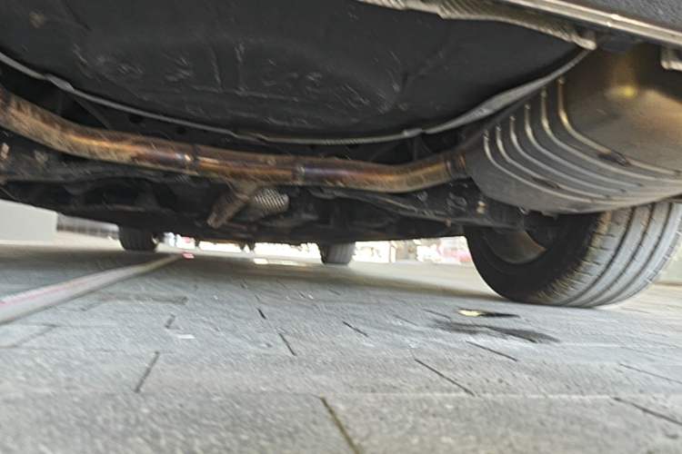 Used Hongqi H6 2025 2.0T ZhiShang Version Chassis Rear