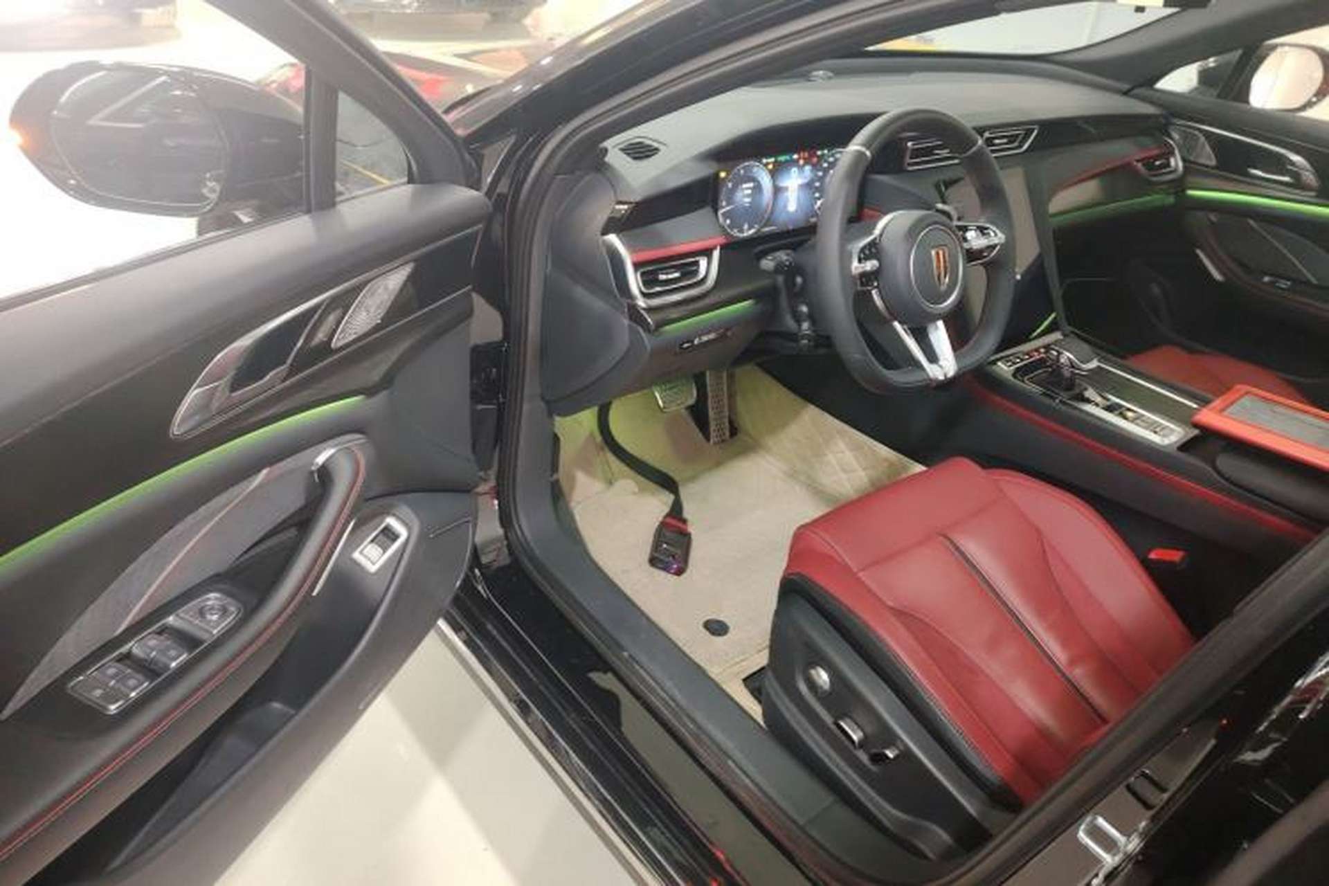 Used Hongqi H6 2025 2.0T ZhiShang Version Driver Seat