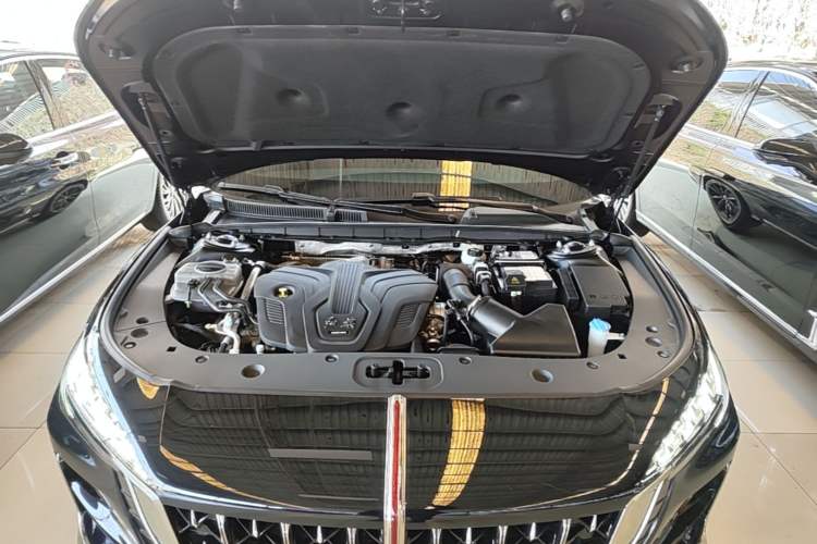 Used Hongqi H6 2025 2.0T ZhiShang Version Engine Bay