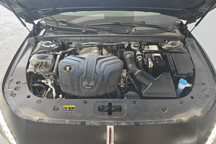 Used Hongqi H6 2025 2.0T ZhiShang Version Engine Bay