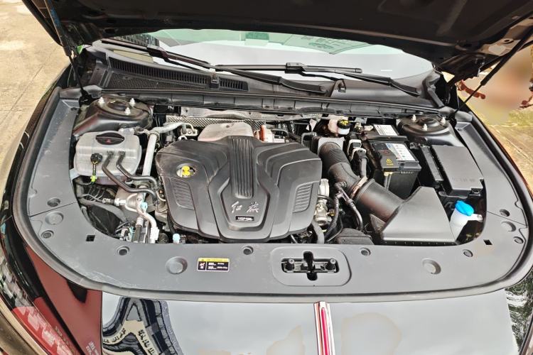 Used Hongqi H6 2025 2.0T ZhiMei Edition Engine Bay