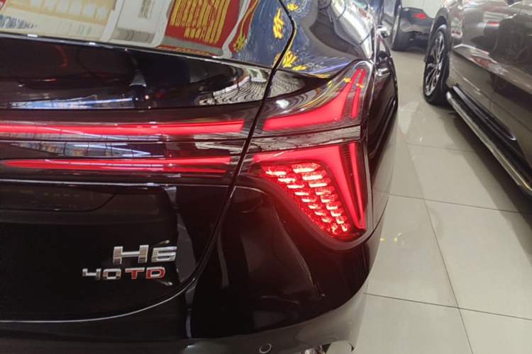 Used Hongqi H6 2025 2.0T ZhiMei Edition Exterior 3