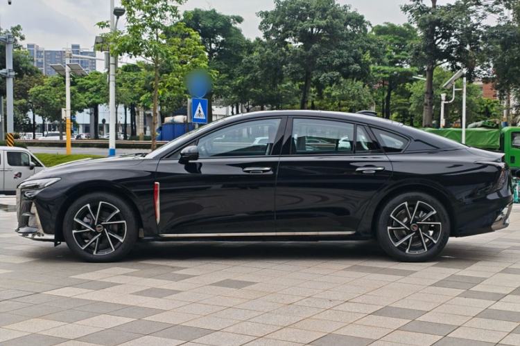 Used Hongqi H6 2025 2.0T ZhiMei Edition Exterior 6