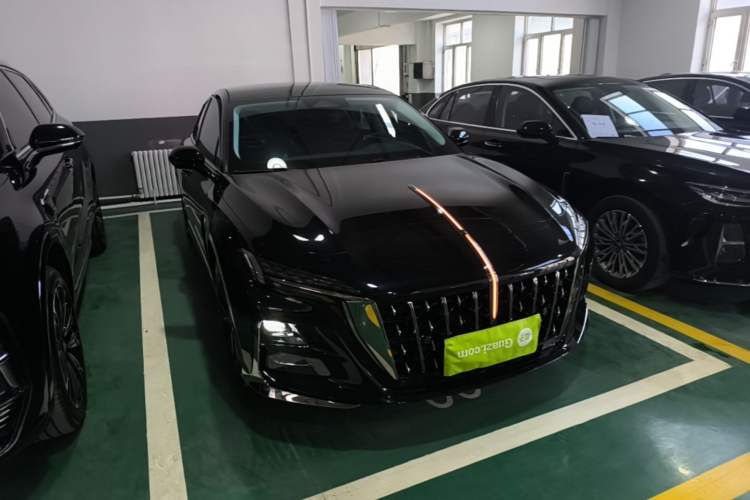 Used Hongqi H6 2025 2.0T Zhiyuan Edition Front Right 45 Deg