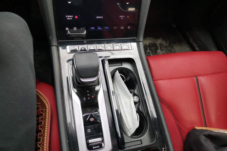 Used Hongqi H6 2025 2.0T ZhiShang Version Gear Lever