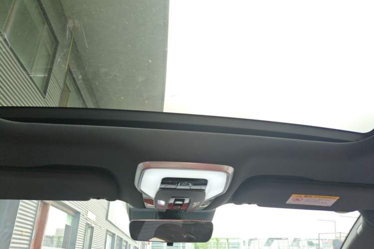 Used Hongqi H6 2025 2.0T ZhiShang Version Headliner