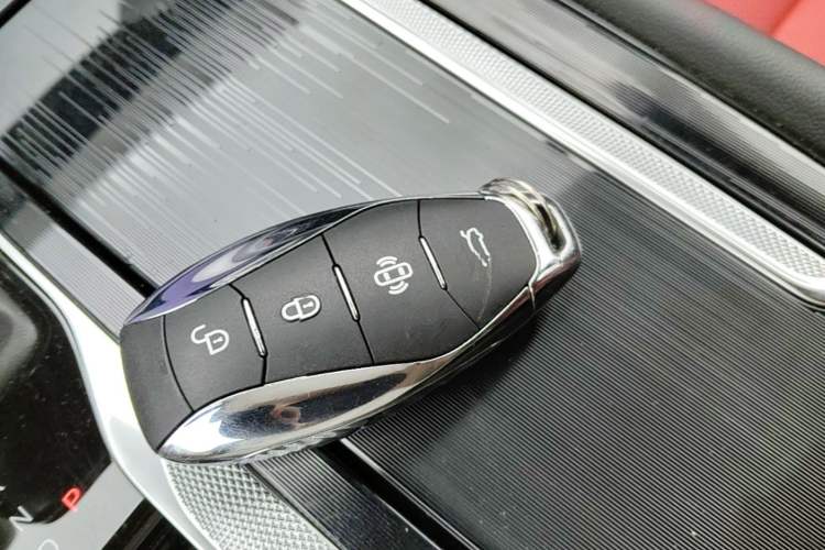 Used Hongqi H6 2025 2.0T ZhiShang Version Interior 1