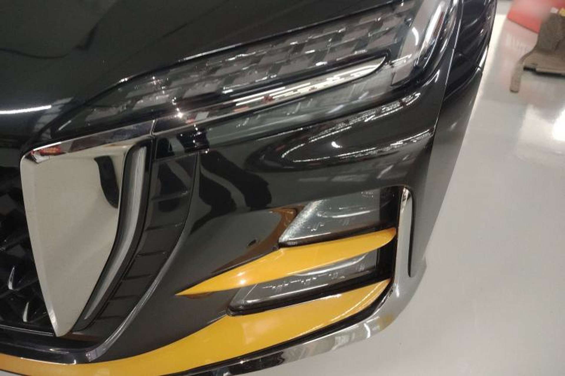 Used Hongqi H6 2025 2.0T ZhiShang Version Left Front Headlight