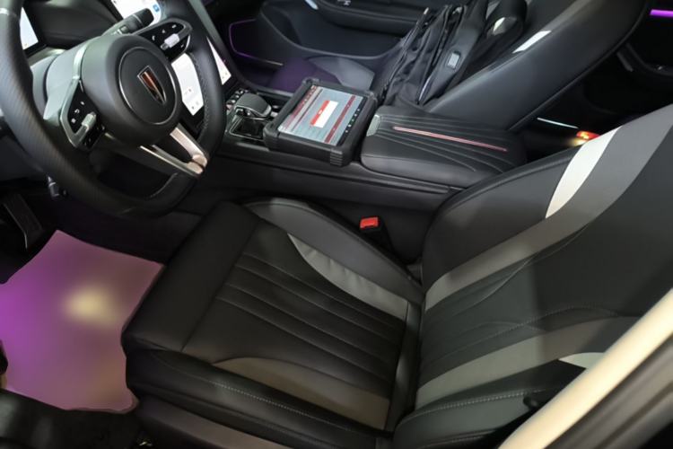 Used Hongqi H6 2025 2.0T Zhiyuan Edition Left Front Seat