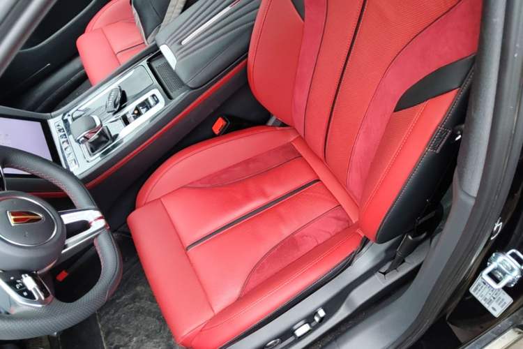 Used Hongqi H6 2025 2.0T ZhiShang Version Left Front Seat