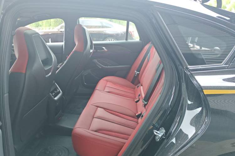 Used Hongqi H6 2025 2.0T ZhiShang Version Left Rear Seat
