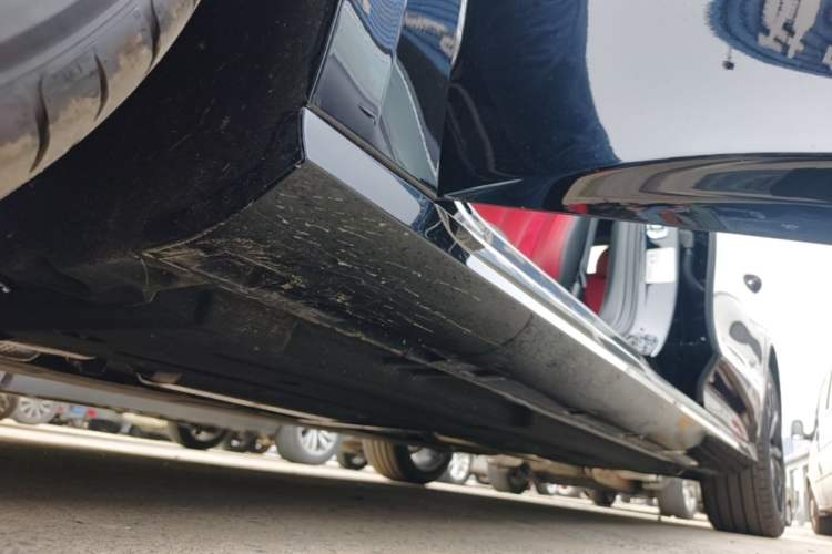 Used Hongqi H6 2025 2.0T ZhiShang Version Left Side Sill