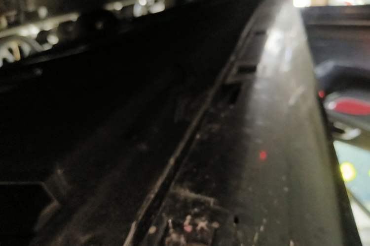 Used Hongqi H6 2025 2.0T ZhiMei Edition Left Side Sill