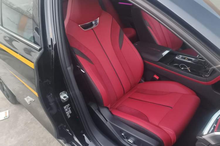 Used Hongqi H6 2025 2.0T ZhiShang Version Right Front Seat