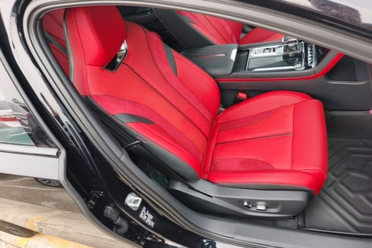 Used Hongqi H6 2025 2.0T ZhiShang Version Right Front Seat