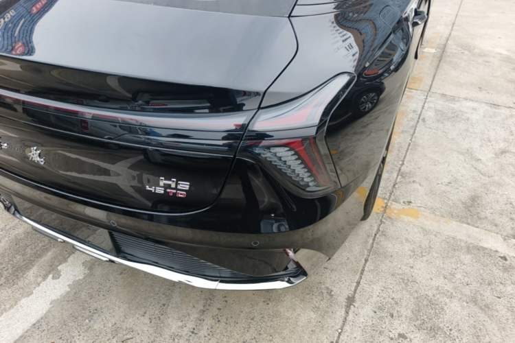 Used Hongqi H6 2025 2.0T ZhiShang Version Right Rear Taillight