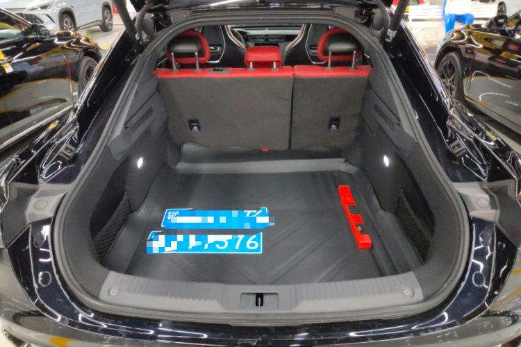 Used Hongqi H6 2025 2.0T ZhiShang Version Trunk