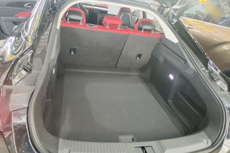 Used Hongqi H6 2025 2.0T ZhiMei Edition Trunk