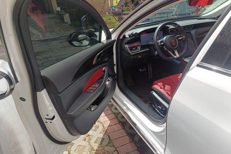 Used Hongqi H6 2025 2.0T ZhiMei Edition Driver Seat